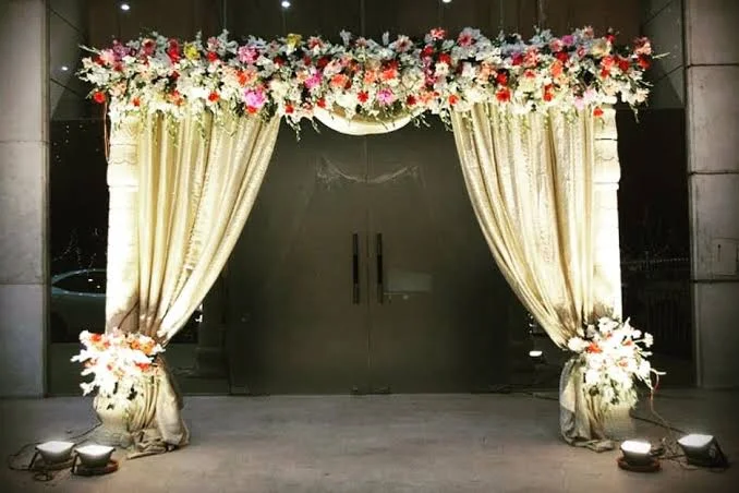 Muraad Decorations