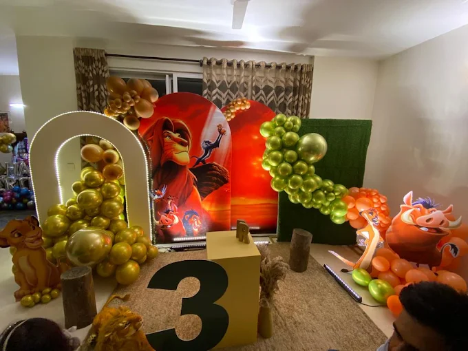 Muraad Decorations