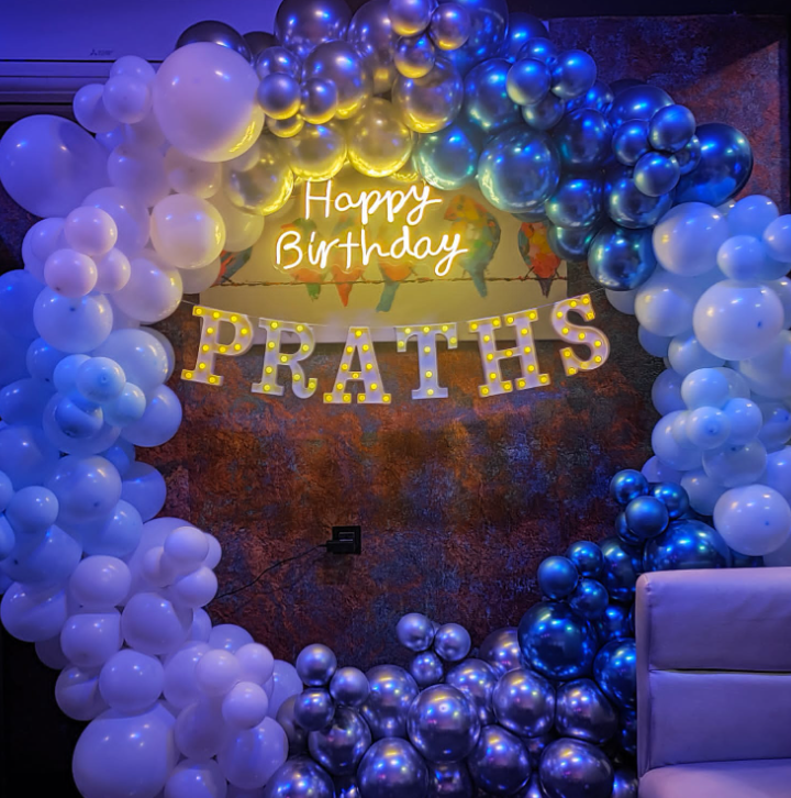 Royal Balloon Decoration