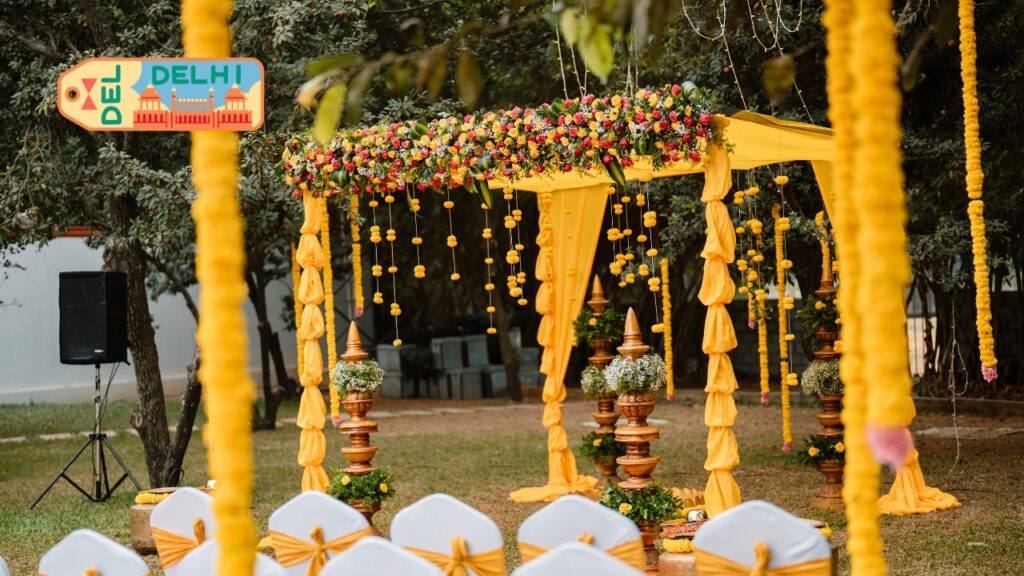 Minimal Haldi Decoration